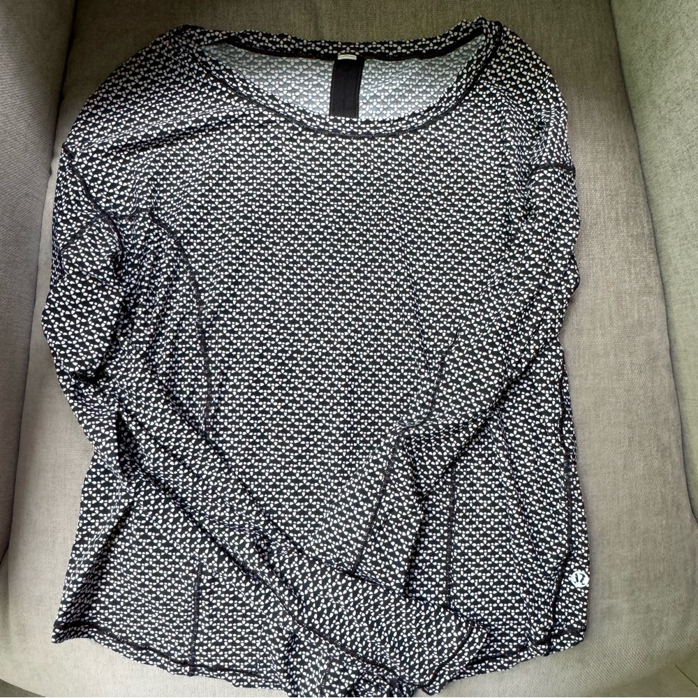 Lululemon On Pace Long Sleeve Size 6